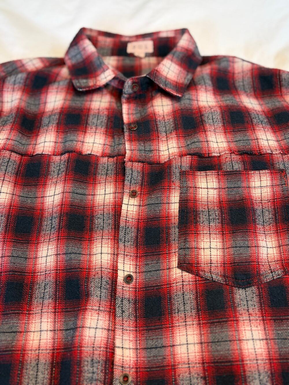 POL Plaid Flannel Shirt Women L Red Black Raw Hem Distressed Boho Grunge Oversiz